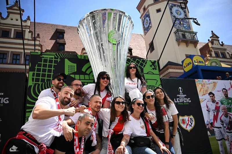 cup c3 chau au