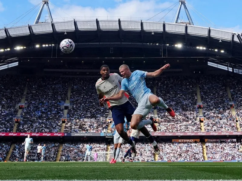 Haaland dẫn đầu bảng ghi bàn Premier League 2026–2027 với tám bàn.